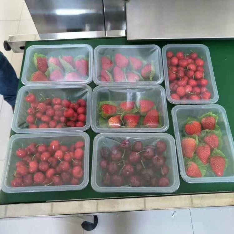 Freshcut fruits and vegetables are popular, and reasonable packaging