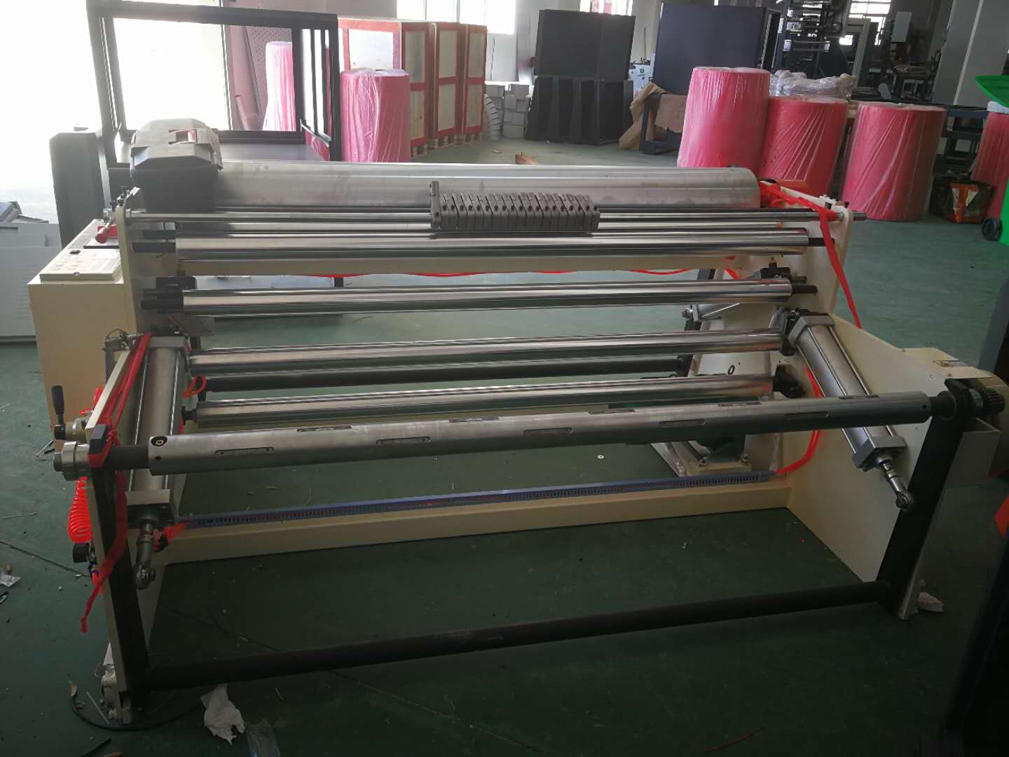MW-SHN1700 Non Woven Fabric Slitting Machine 